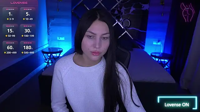 Snapshot of EliseVelour chatting on November 9, 2025, 1:53 pm EliseVelour online show from November 9, 2025, 1:53 pm