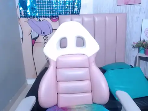 Snapshot of Cary_Addisson chatting on November 23, 2025, 2:39 pm Cary Addisson online show from November 23, 2025, 2:39 pm