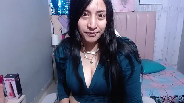 Snapshot of Cary_Addisson chatting on December 4, 2025, 2:26 pm Cary Addisson online show from December 4, 2025, 2:26 pm