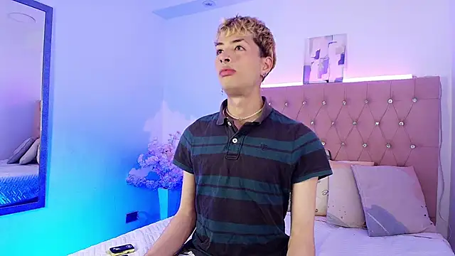 OzorioDany online show from October 3, 2025, 3:47 am