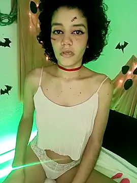 Snapshot of ancesstral_angel chatting on October 20, 2025, 12:11 am ancesstral angel online show from October 20, 2025, 12:11 am