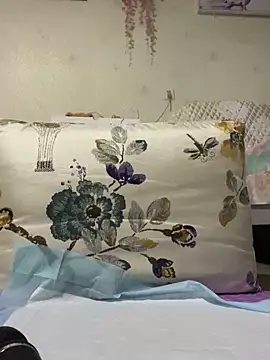 Snapshot of Alicia066 chatting on October 24, 2025, 1:07 pm Alicia066 online show from October 24, 2025, 1:07 pm