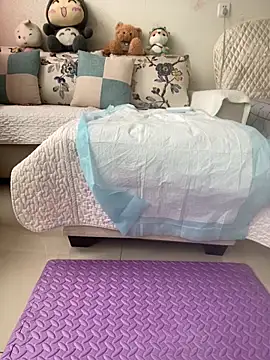 Snapshot of Alicia066 chatting on December 15, 2025, 5:44 am Alicia066 online show from December 15, 2025, 5:44 am