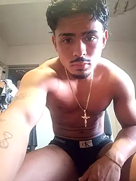 69toro  online show from November 19, 2025, 10:32 pm