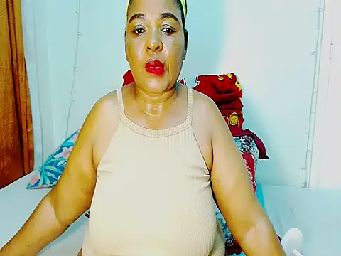 Love-Racheal75 online show from November 6, 2025, 3:18 am