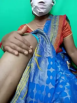 Snapshot of Cute_Renuka chatting on October 2, 2025, 4:47 pm Cute Renuka online show from October 2, 2025, 4:47 pm