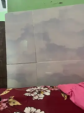 sakshi5533 online show from November 5, 2025, 5:46 pm