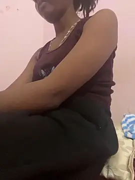 sakshi5533 online show from November 17, 2025, 2:28 am