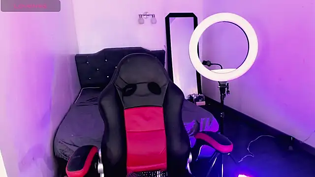 Rossedewitt  online show from October 2, 2025, 7:43 pm