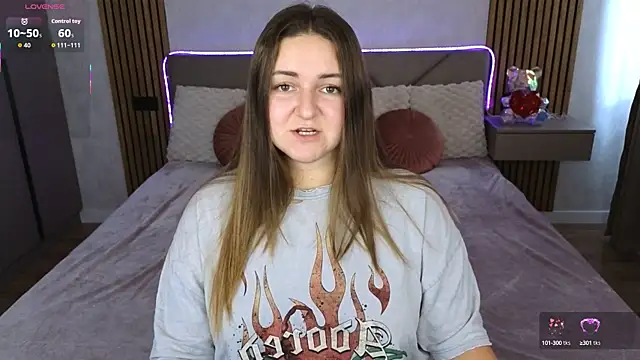 Snapshot of Mysti_Kate chatting on October 13, 2025, 11:32 am Mysti Kate online show from October 13, 2025, 11:32 am