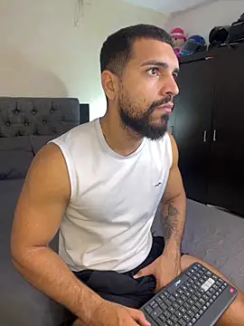 Snapshot of vincentjaxon chatting on September 14, 2025, 11:31 am vincentjaxon online show from September 14, 2025, 11:31 am