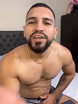 Snapshot of vincentjaxon chatting on October 2, 2025, 12:34 pm vincentjaxon online show from October 2, 2025, 12:34 pm