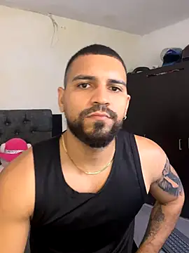 Snapshot of vincentjaxon chatting on October 4, 2025, 11:41 am vincentjaxon online show from October 4, 2025, 11:41 am