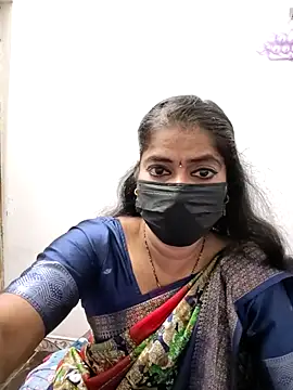 Snapshot of tamil_Sigappu_Roja chatting on November 6, 2025, 12:44 am tamil Sigappu Roja online show from November 6, 2025, 12:44 am