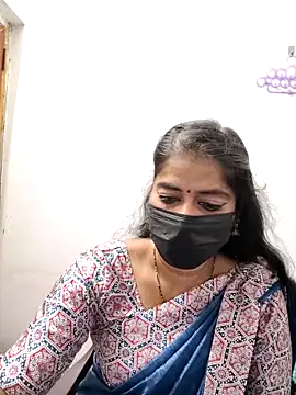 Snapshot of tamil_Sigappu_Roja chatting on November 12, 2025, 12:22 am tamil Sigappu Roja online show from November 12, 2025, 12:22 am