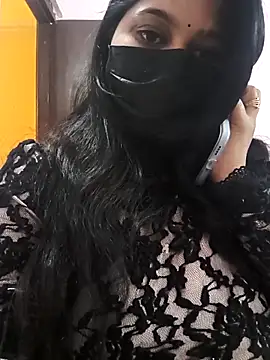 Snapshot of Cute_Avni99 chatting on November 25, 2025, 6:13 am Cute Avni99 online show from November 25, 2025, 6:13 am