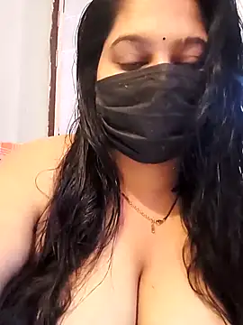 Snapshot of Cute_Avni99 chatting on December 5, 2025, 5:05 am Cute Avni99 online show from December 5, 2025, 5:05 am