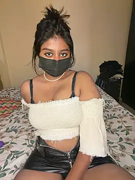 Snapshot of missneha61 chatting on October 26, 2025, 10:04 pm missneha61 online show from October 26, 2025, 10:04 pm