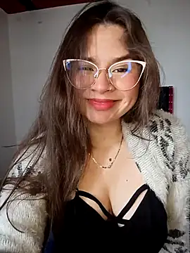 Snapshot of Isa_Acosta chatting on September 17, 2025, 7:37 pm Isa Acosta online show from September 17, 2025, 7:37 pm