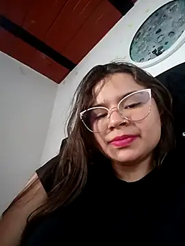 Snapshot of Isa_Acosta chatting on September 19, 2025, 9:26 pm Isa Acosta online show from September 19, 2025, 9:26 pm