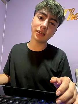 AlexanderCollman online show from November 23, 2025, 3:28 am