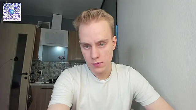 Snapshot of Kevin_Young_Cat chatting on November 20, 2025, 12:27 pm Kevin Young Cat online show from November 20, 2025, 12:27 pm