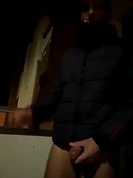 Snapshot of Michel_huge chatting on November 7, 2025, 6:02 am Michel huge online show from November 7, 2025, 6:02 am