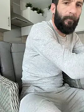 Snapshot of Michel_huge chatting on November 10, 2025, 9:19 am Michel huge online show from November 10, 2025, 9:19 am