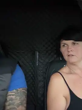 Snapshot of backdoorgalore4you chatting on September 20, 2025, 5:14 pm backdoorgalore4you online show from September 20, 2025, 5:14 pm