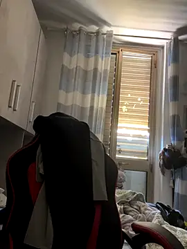 Snapshot of Thelouniost334___ chatting on September 11, 2025, 11:43 am Thelouniost334 online show from September 11, 2025, 11:43 am