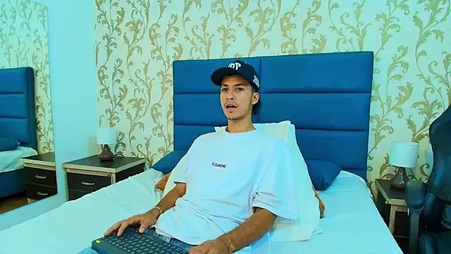 Marcus Jeron online show from September 23, 2025, 10:57 pm