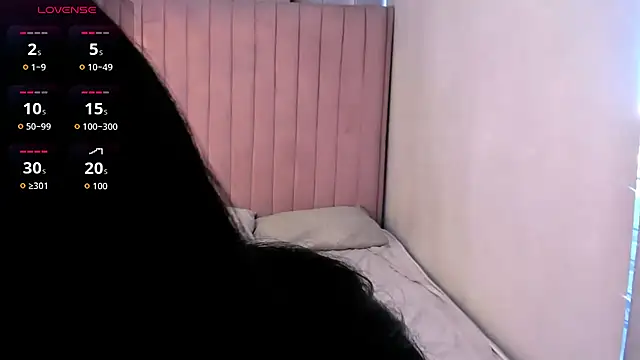 CandySays online show from November 22, 2025, 11:31 am