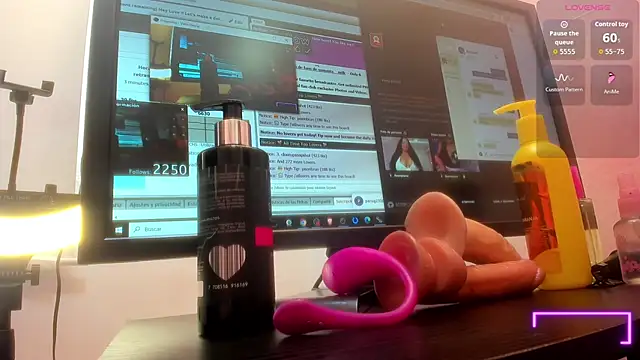 samantamilk6 online show from October 29, 2025, 5:04 pm