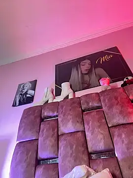 Snapshot of LADY-HOT-SEXY- chatting on November 22, 2025, 11:09 am LADY-HOT-SEXY- online show from November 22, 2025, 11:09 am