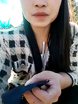 Tiyir597 online show from November 30, 2025, 8:51 am