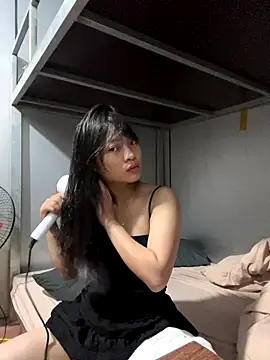 Phayphay77 online show from September 19, 2025, 3:45 pm