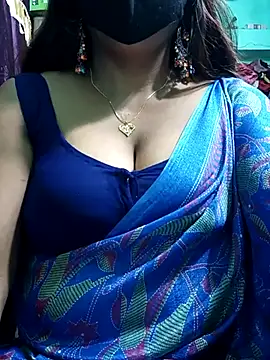 Snapshot of Bhanu-Sharma chatting on October 25, 2025, 3:36 am Bhanu-Sharma online show from October 25, 2025, 3:36 am