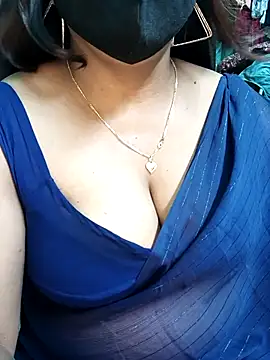 Snapshot of Bhanu-Sharma chatting on November 9, 2025, 12:58 pm Bhanu-Sharma online show from November 9, 2025, 12:58 pm