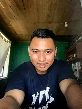 Snapshot of BicuriousExploer chatting on October 4, 2025, 2:53 am BicuriousExploer online show from October 4, 2025, 2:53 am