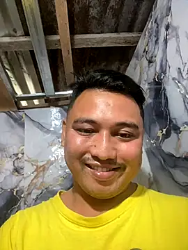 Snapshot of BicuriousExploer chatting on November 4, 2025, 10:31 pm BicuriousExploer online show from November 4, 2025, 10:31 pm