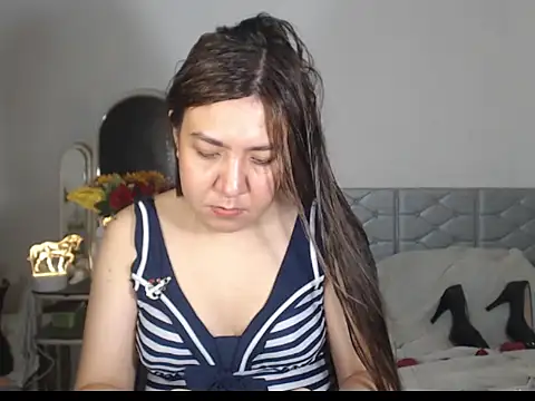 Snapshot of stellahugeX chatting on November 13, 2025, 8:52 pm stellahugeX online show from November 13, 2025, 8:52 pm