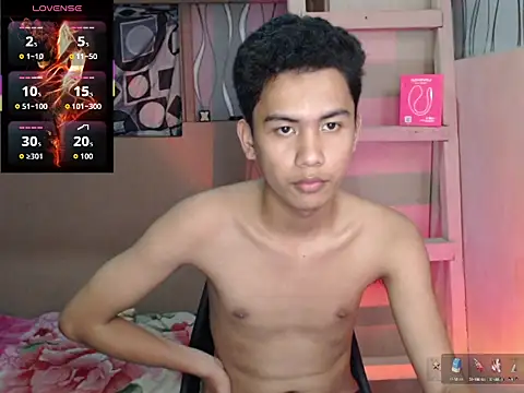 Demure Asian143 online show from November 7, 2025, 10:26 am