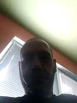 Snapshot of Bancing81 chatting on October 22, 2025, 10:26 am Bancing81 online show from October 22, 2025, 10:26 am