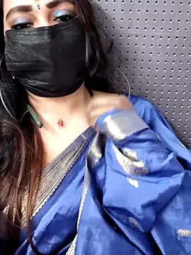 Cutie nila26 online show from December 3, 2025, 5:37 am