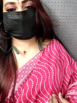 Cutie nila26 online show from December 19, 2025, 5:36 am