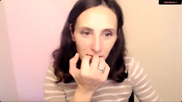 Snapshot of AlissaJersi chatting on October 8, 2025, 9:51 am AlissaJersi online show from October 8, 2025, 9:51 am