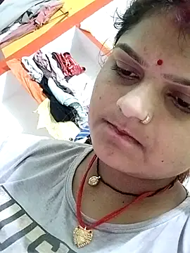 Snapshot of Hot_mirchjii chatting on September 13, 2025, 10:31 pm Hot mirchjii online show from September 13, 2025, 10:31 pm