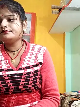 Hot mirchjii online show from December 15, 2025, 11:03 am