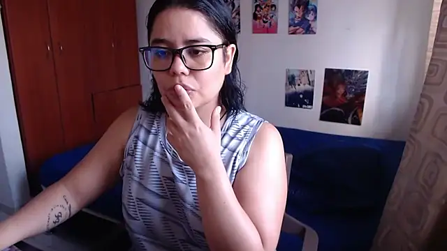 Snapshot of saenz_eymi chatting on September 19, 2025, 7:25 pm saenz eymi online show from September 19, 2025, 7:25 pm