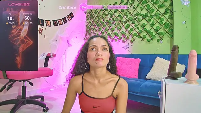 Snapshot of Karen_Ariass chatting on October 27, 2025, 1:59 pm Karen Ariass online show from October 27, 2025, 1:59 pm